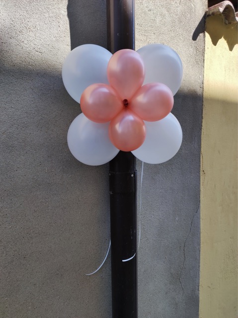 Addobbi palloncini bianchi e rosa