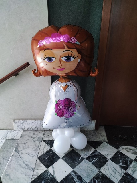 Totem palloncini sposa matrimonio